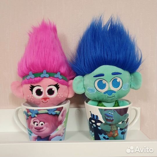Тролли розочка цветан игрушка в кружке магнит