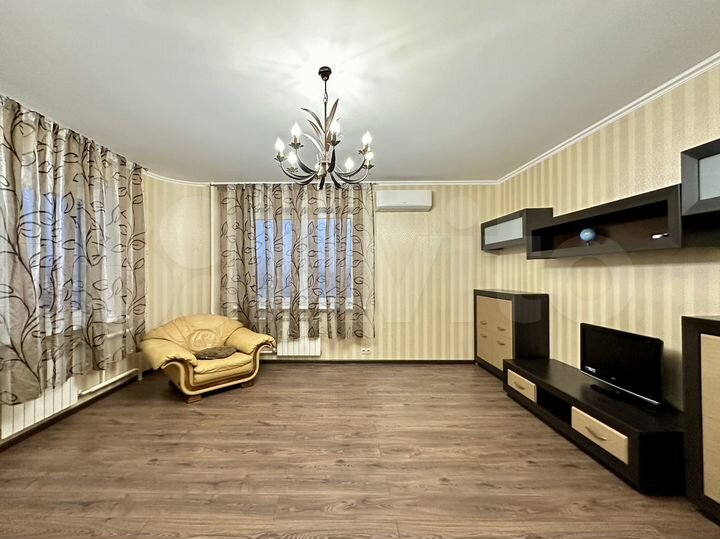 2-к. квартира, 75 м², 19/25 эт.