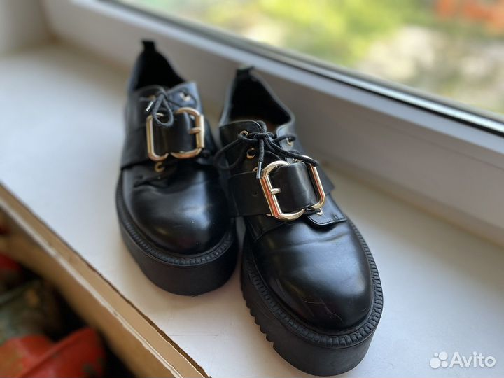 Ботинки женские stradivarius 38