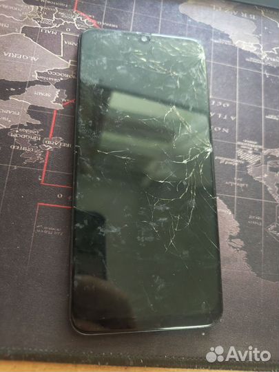 Samsung Galaxy A50, 4/128 гб