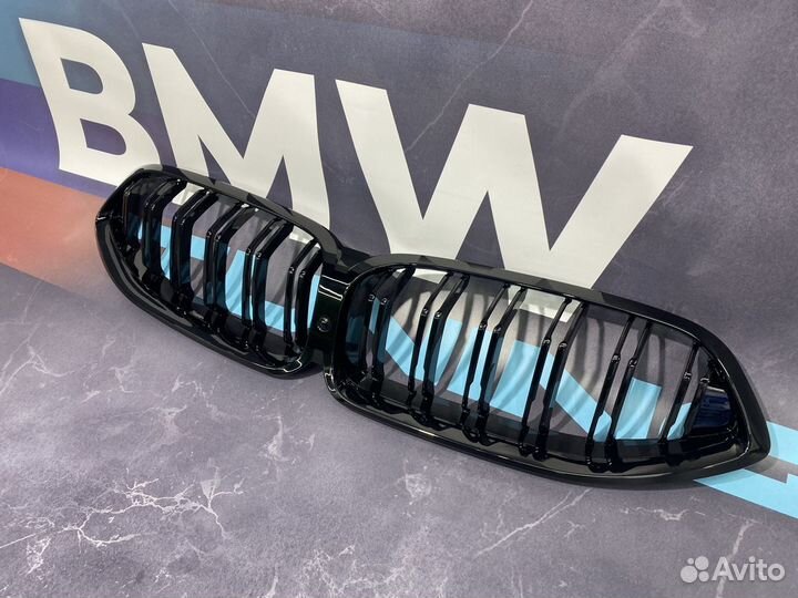 Решетки радиатора BMW G15, М, черный глянец