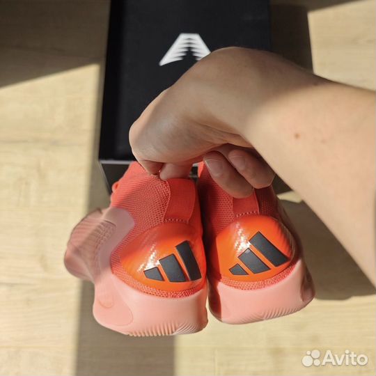 Баскетбольные кроссовки adidas ae 1