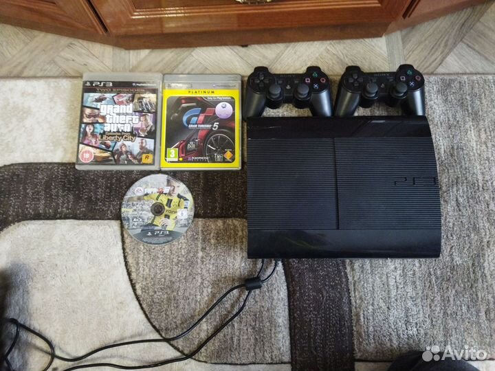 Sony PlayStation 3 + аксессуары