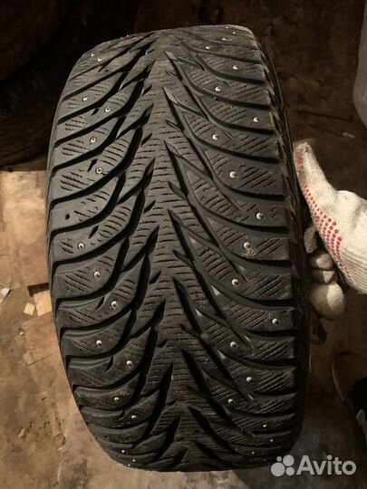 Yokohama Ice Guard IG35 245/40 R19 98T