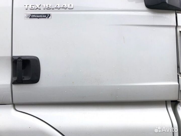 Дверь в сборе правая Man