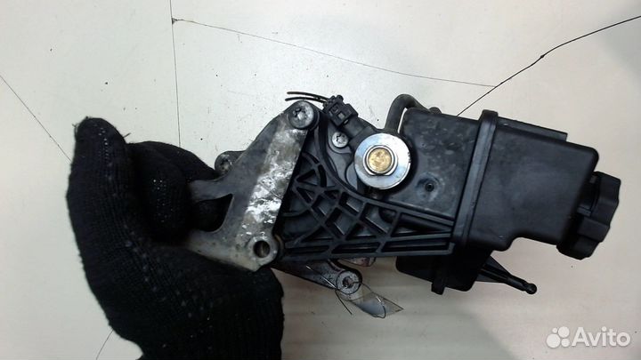 Гур Mercedes E W212, 2010