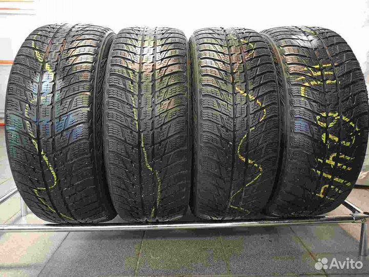 Nokian Tyres WR 225/60 R17