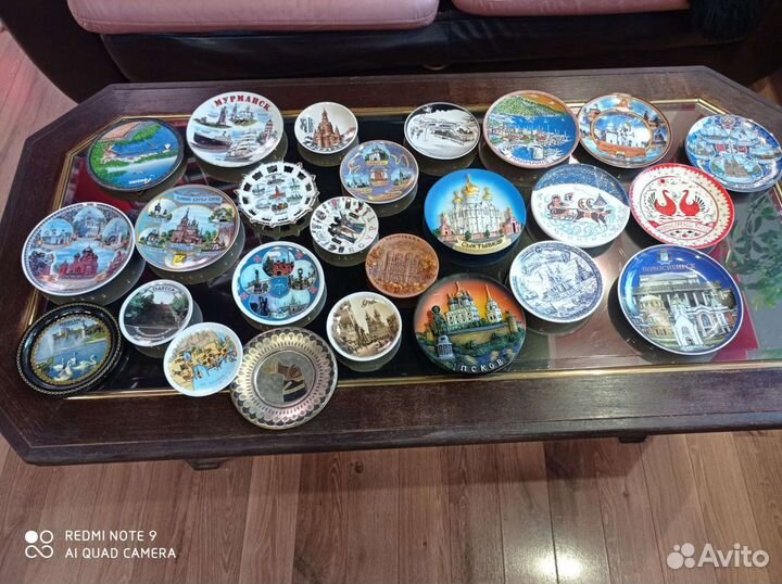 Тарелка декоративная. Маленькие9 средние16 большие