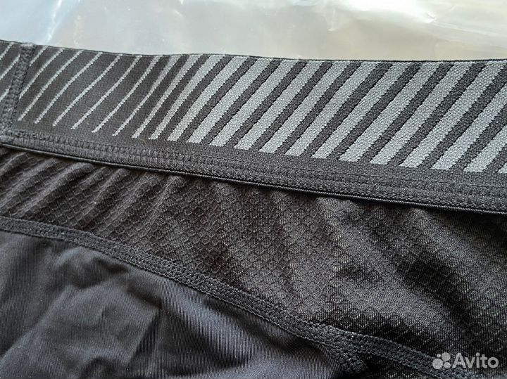 Компрессионные шорты asics