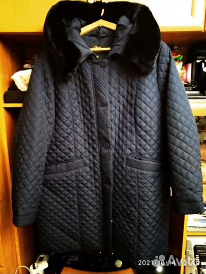 Куртка зимняя с капюшоном