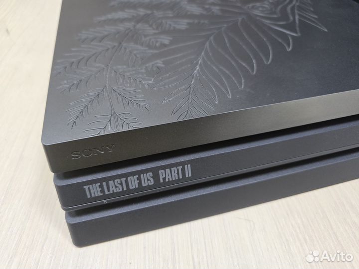 Sony PlayStation 4 Pro Limited Edition