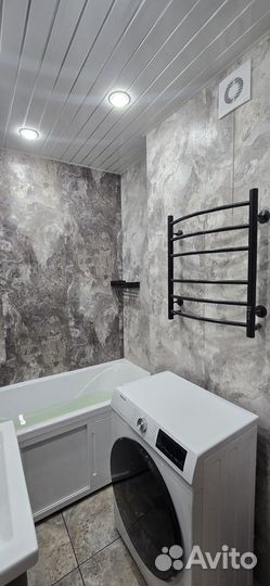 Обшивка ванной пластиком