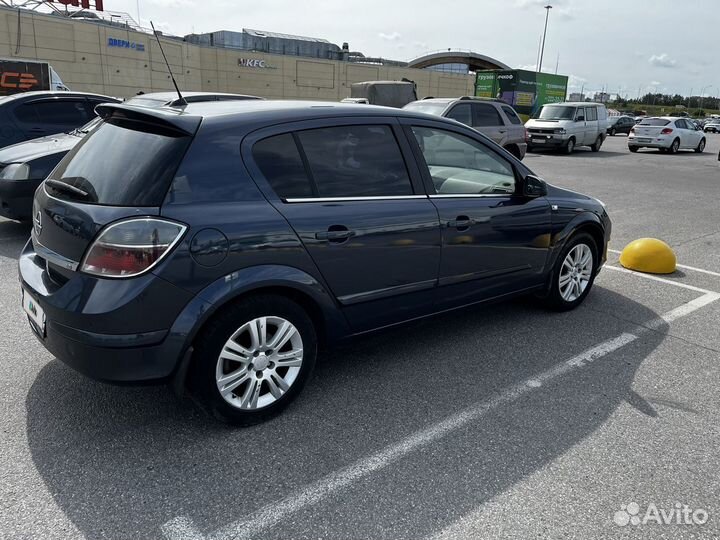 Opel Astra 1.8 МТ, 2008, 216 000 км