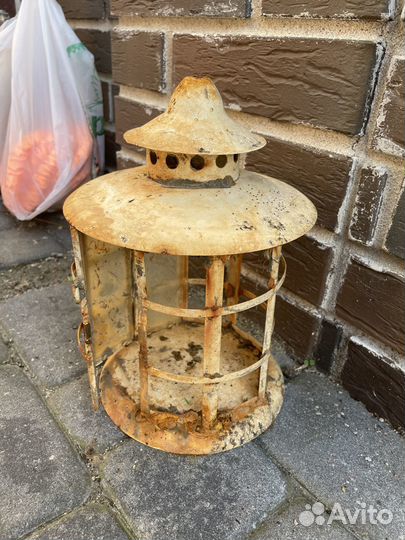 Старинная керосиновая лампа