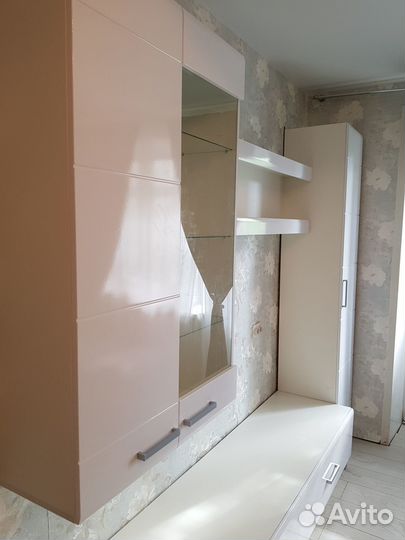 Стенка в гостиную