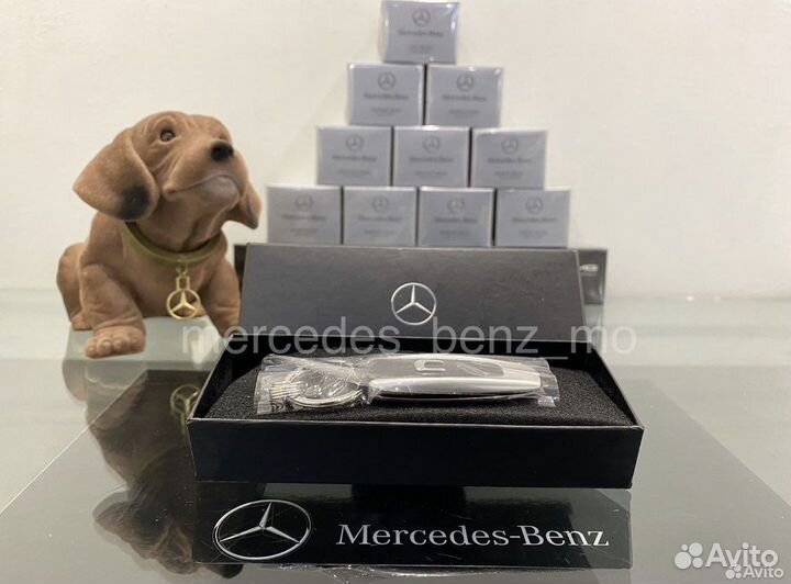 Оригинальный брелок Мерседес Бенц C class