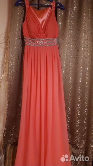 Вечернее платье