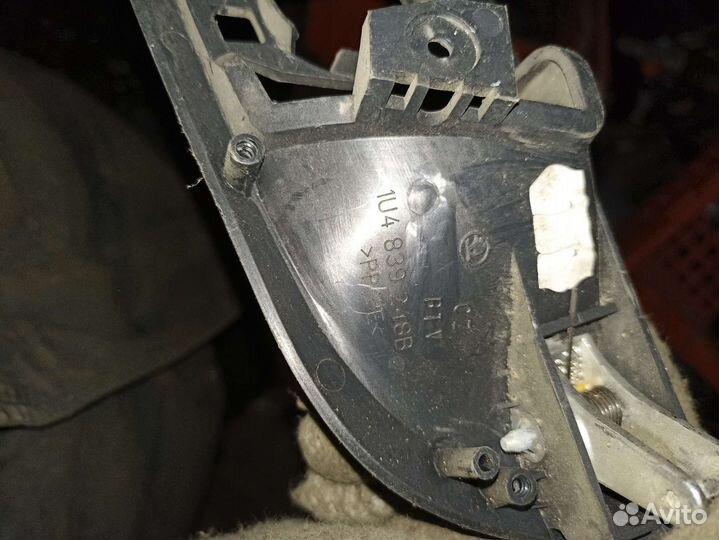 Ручка салона задняя правая Skoda Octavia tour