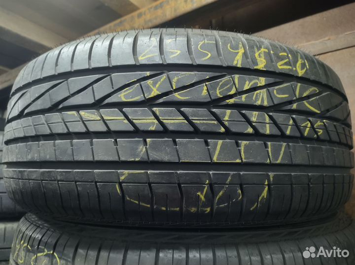 Goodyear Excellence 255/45 R20