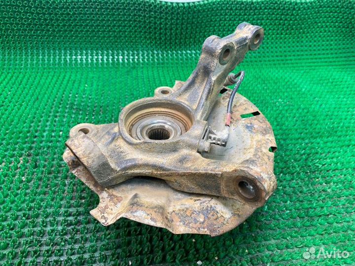 Кулак поворотный передний правый Hyundai Solaris