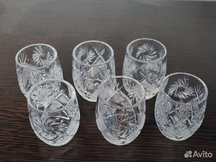 Хрустальные рюмки стопки