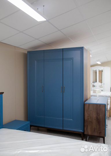 Комод синий на ножках новый с доставкой