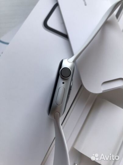 Часы apple watch 4 40 mm