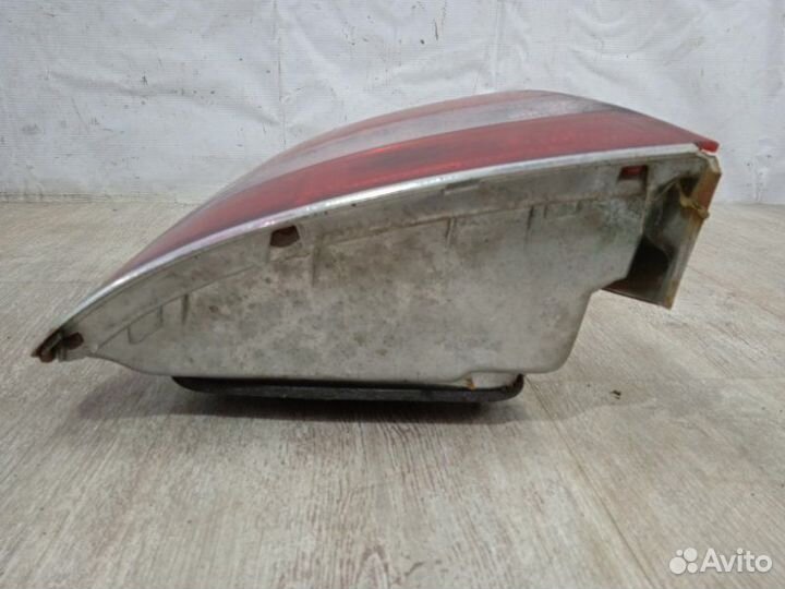 Фонарь задний задний левый Mitsubishi Galant 7