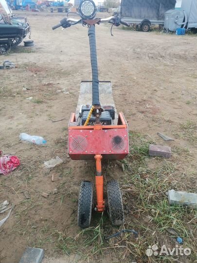 Мотоснегокат