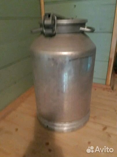 Продам алюминиевую флягу