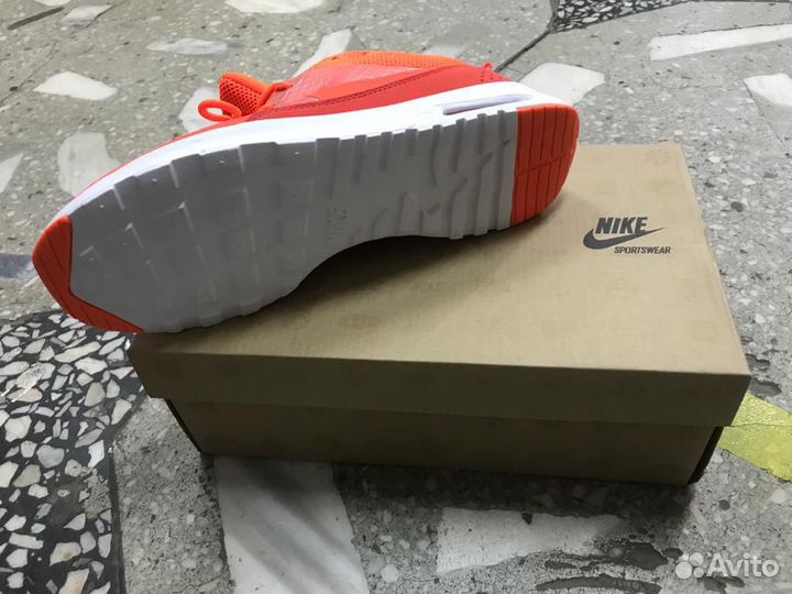 Кроссовки Nike