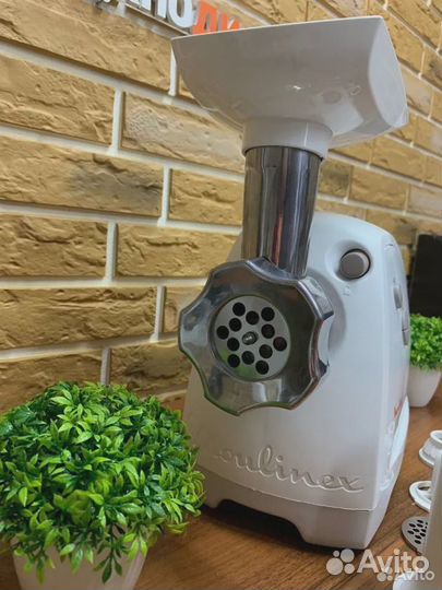 Мясорубка электрическая Moulinex HV8 ME626132