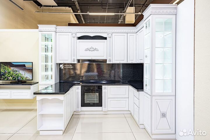 Кухня выставочный образец