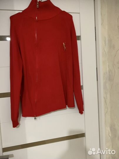 Костюм спортивный