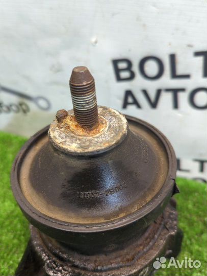 Подушка МКПП Kia Sorento XM D4HB