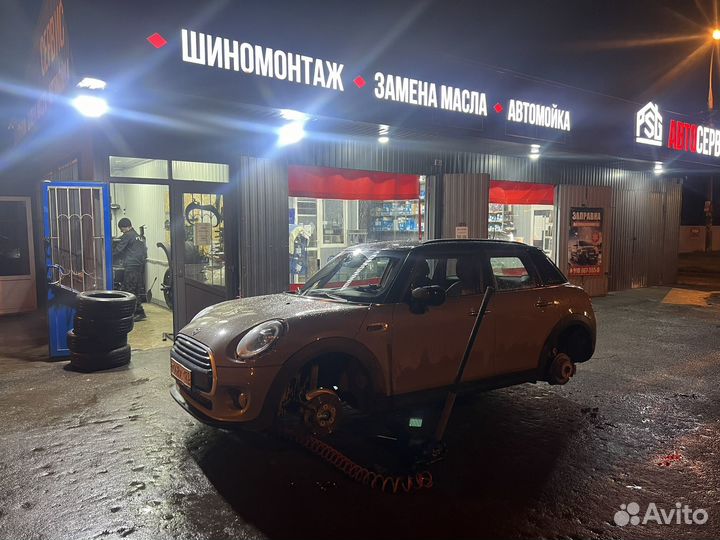 Шиномонтажник