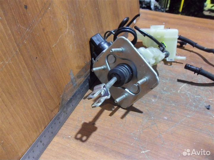 Главный тормозной цилиндр Lexus Ls460/Ls600H XF40