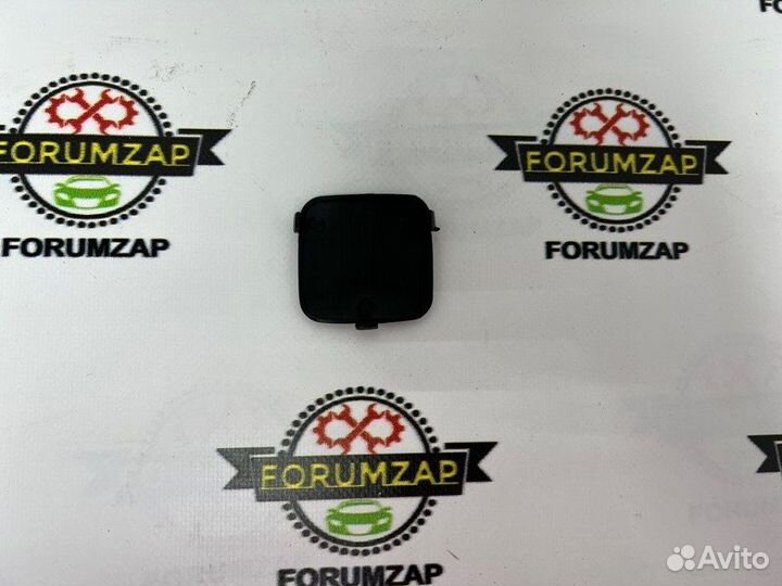 Заглушка буксировочного крюка задняя Ford Focus