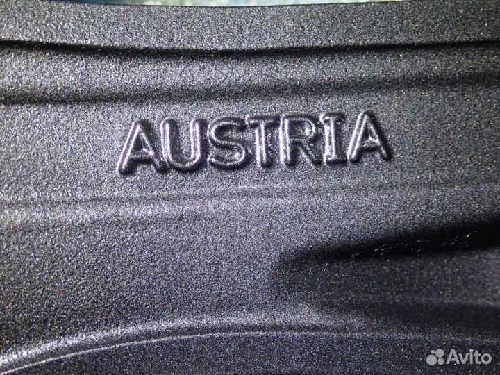 Комплект дисков R17 BMW 5-серии f10 оригинал