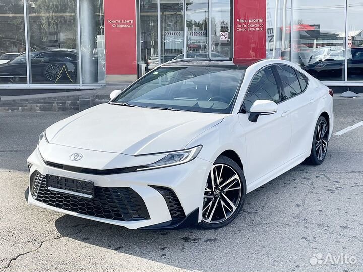 Toyota Camry 2.0 CVT, 2024