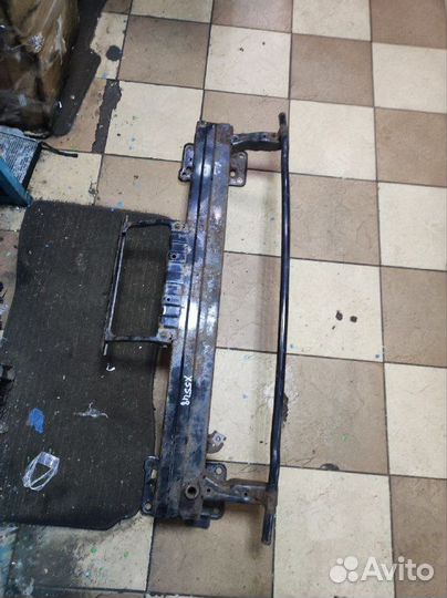 Усилитель бампера Hyundai i30, 2012