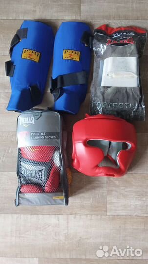 Боксерский шлем