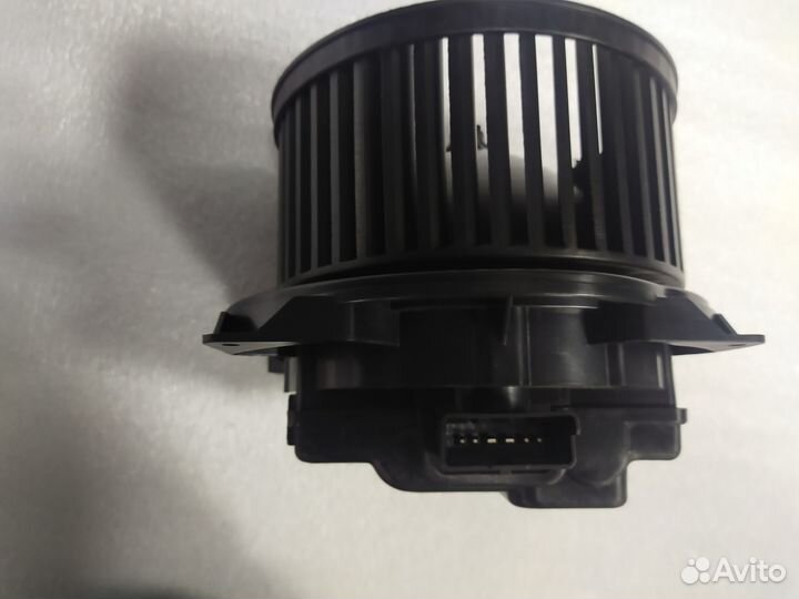 Моторчик печки Freightliner BOA94350