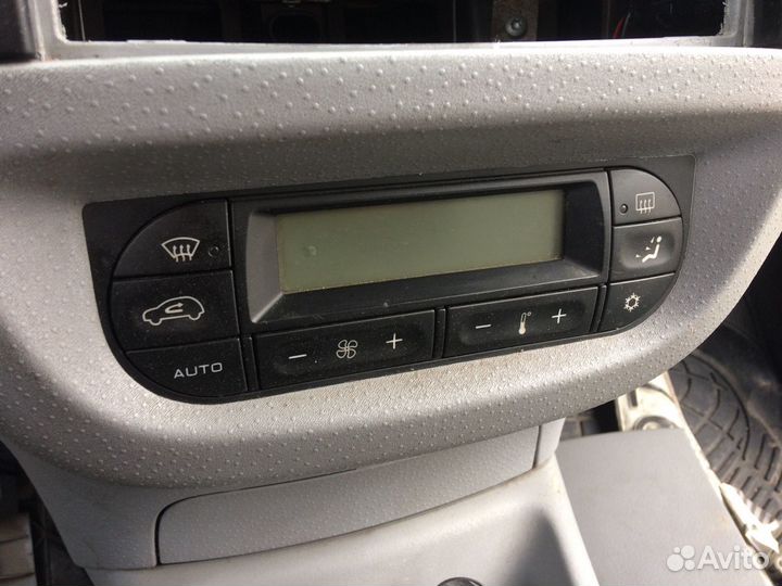 Блок управления климатом Ситроен С3