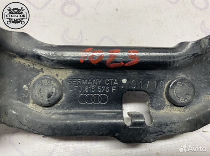 Кронштейн датчика ускорения Audi A6C6