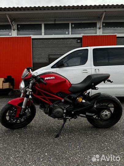 Ducati Monster
