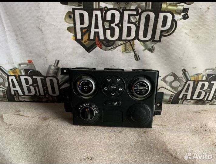 Сузуки Гранд Витара 2.0 блок управления климатом