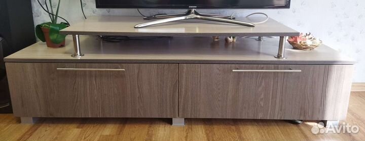 Тумба под тв