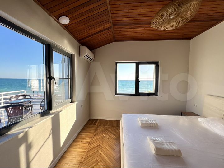 Дом 180 м² на участке 2300 м² (Абхазия)