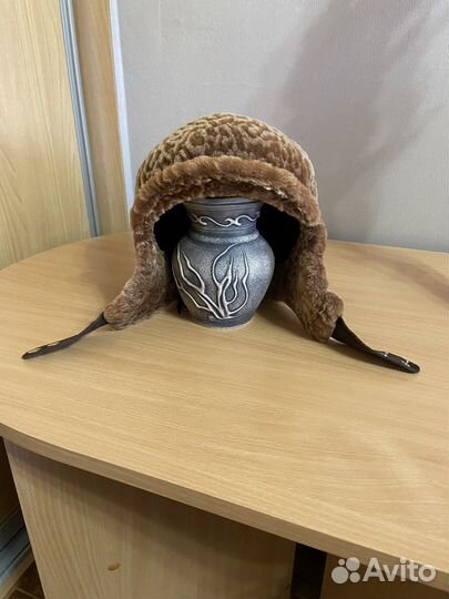 Шапка женская мутон